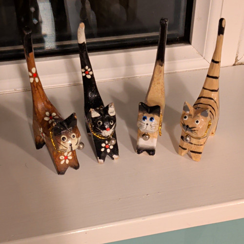 Wooden cats - wooden,