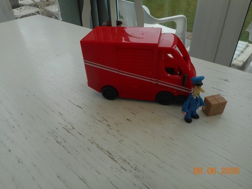 Postman pat van - (,