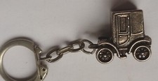VINTAGE Retro Silver Effect Metal Keyring Olde Car Early Motoring 3 Wheels 