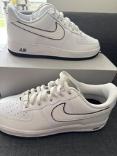 Size 9.5 - Nike Air Force 1