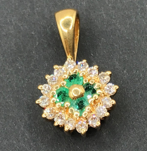 18ct yellow gold emerald and