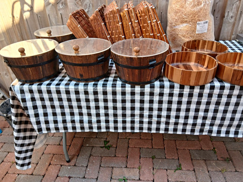 Round wooden serving bowls - serving, set