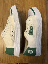 Vintage Green Flash Size 5