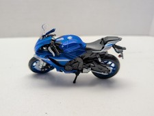 1:18 MAISTO 2021 YAMAHA YZF-R1