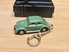 1/72 DIECAST MODEL CAR VOLKSWAGEN BEETLE KEYCHAIN KEYRING 