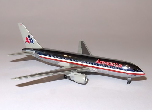 Dragonwings 400 american - dragonwings, 1:400