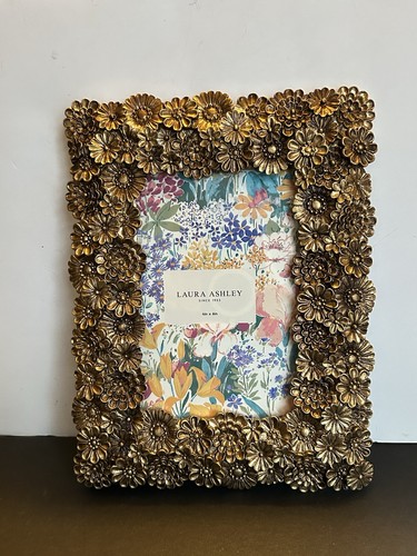 Laura ashley flowers gold - ashley,