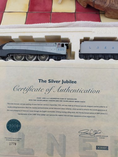 Hornby r225 sliver jubilee - hornby,