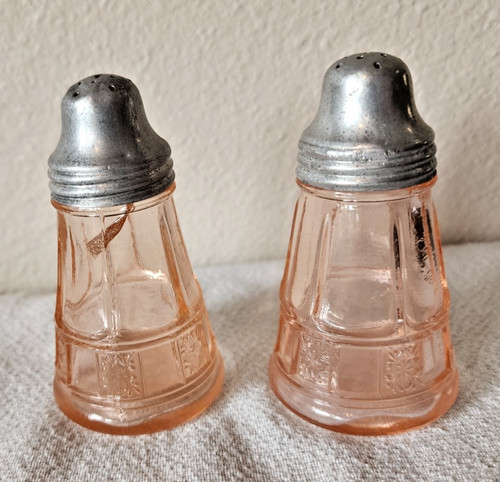 Vtg jeannette doric pink salt - pink,