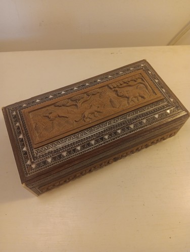Vintage wooden carved trinket - wooden,