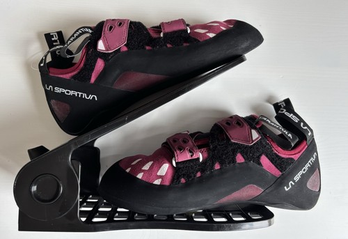 Sportiva tarantula climbing - la,