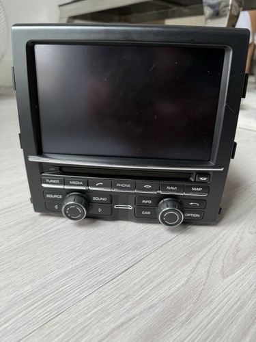 Navigation system operating - navigation,