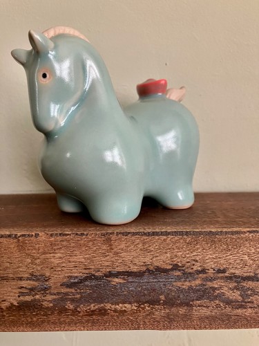 Chinese ceramic horse figure - ,