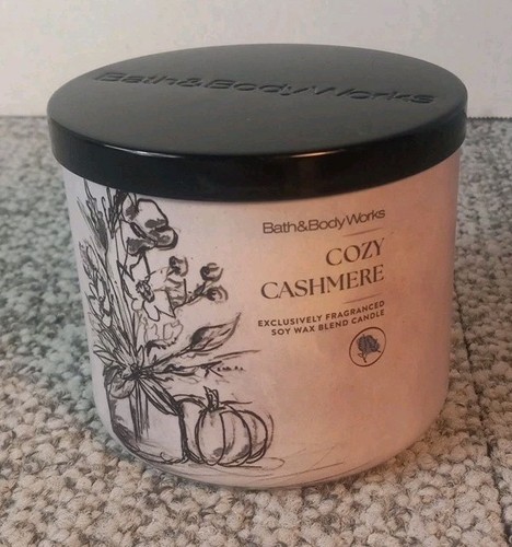 Cozy cashmere bath - cashmere, body