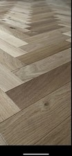 Natural oak herringbone real
