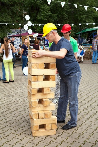 Jumbo tower block tumble - block,
