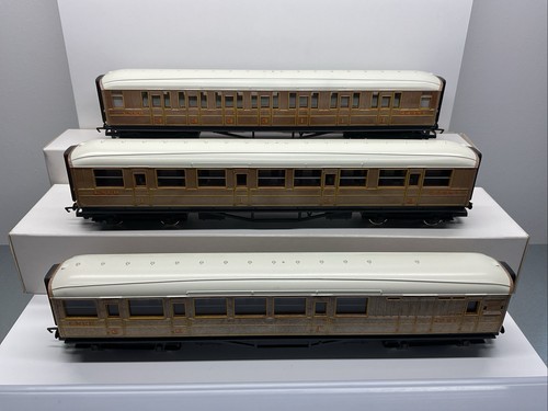 Hornby rake gresley - of, teak