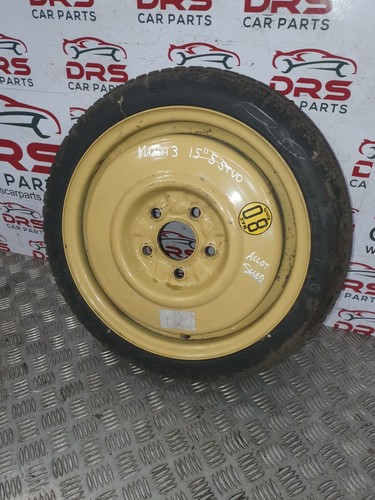 Mazda spare wheel space - 3,