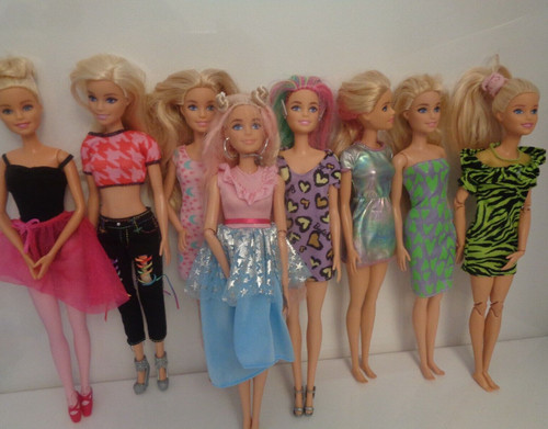 Mattel barbie doll - 8, bundle