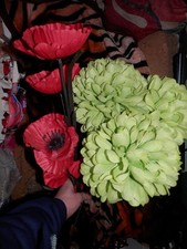 Plastic flowers fake poppies