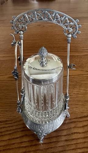 Meriden co silverplate - co,
