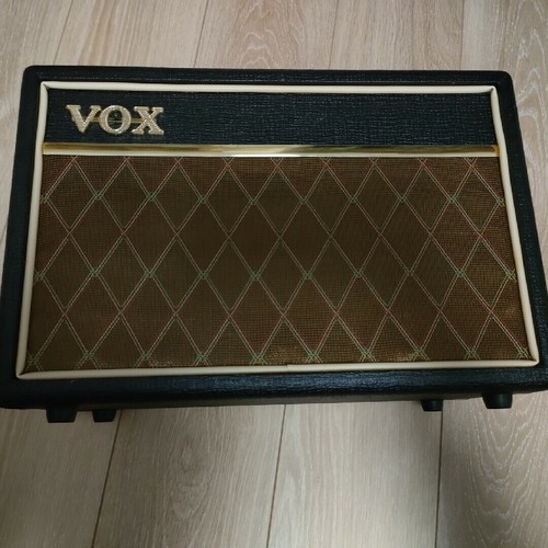 Vox guitar amplifier v9106 - guitar,