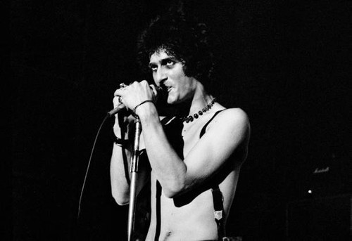 Gary holton lead - singer, with