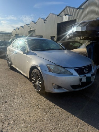 Lexus is250 petrol wheel bolt - is250,