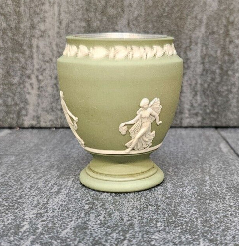 Wedgwood green cigarette - wedgwood,