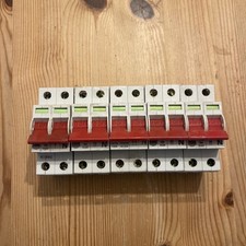 Wylex 100A DP Main Switch