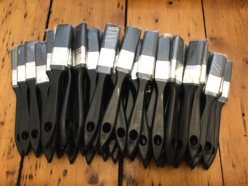 Disposable paint brushes - brushes,