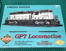 Life-Like Trains Proto 2000