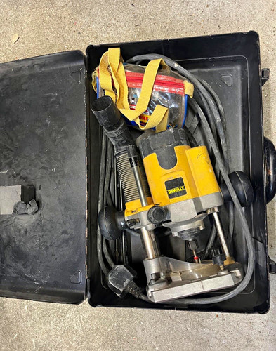 Dewalt dw625e plunge router - dw625e,
