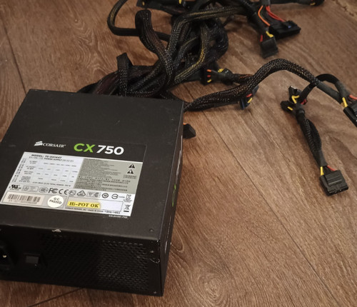 Corsair 750w builder series - corsair,