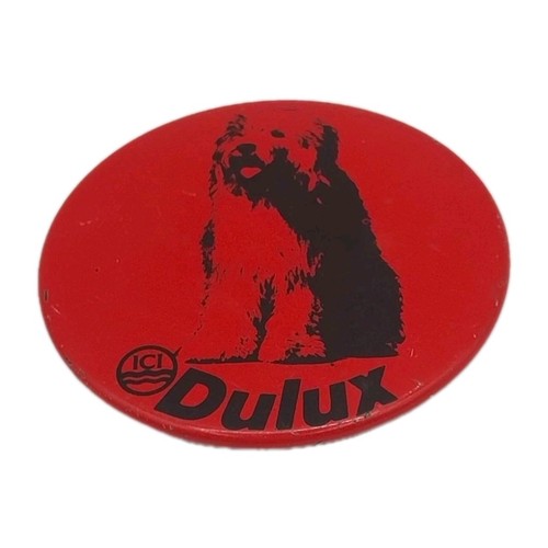 Dulux dog vintage red button - vintage,