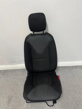 2015 renault clio mk4 - renault,