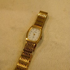 Beautiful Ladies Limit 17 Jewels Mechanical Watch