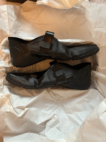 Nike skims rift - nike, satin