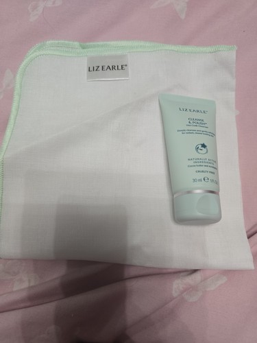 Liz earle hot - liz,
