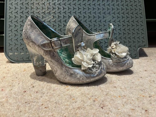 Irregular choice silver - irregular,