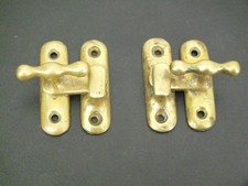 PAIR VINTAGE 1930s BRASS KITCHEN CUPBOARD HANDLES / LATCHES LARDER CUPBOARD