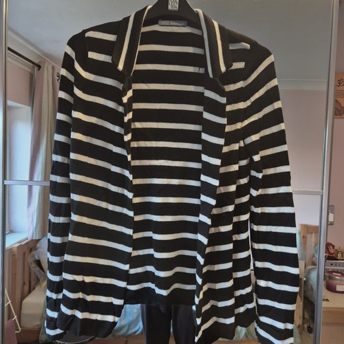 Black and white striped - black,