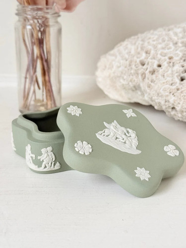 Vintage wedgwood jasperware - wedgwood,