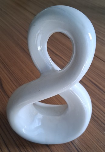 Figure eight ornaments home - figure, of