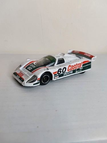 Corgi castrol jaguar xjr9 - jaguar,