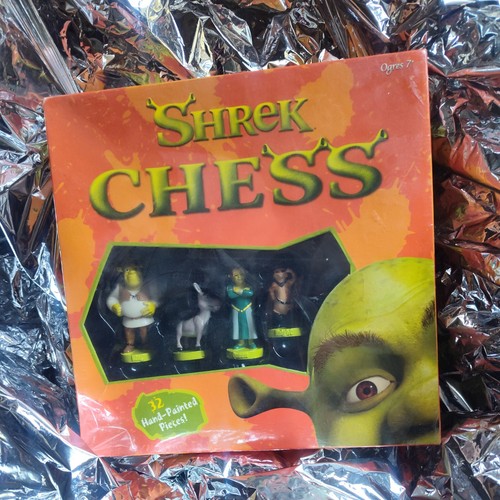 2004 shrek hand - painted, chess