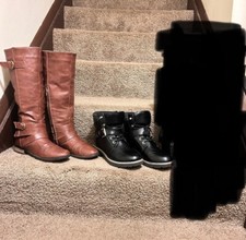 Woman's boots bundle size 7.5