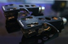 Pair Of Genuine Technics Head shells With Stanton 500.v3 Cartridges NO needles 