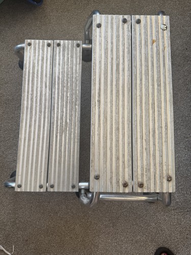 Aluminium caravan step