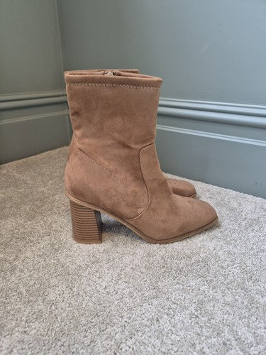 Tan suede ankle boot size - suede,